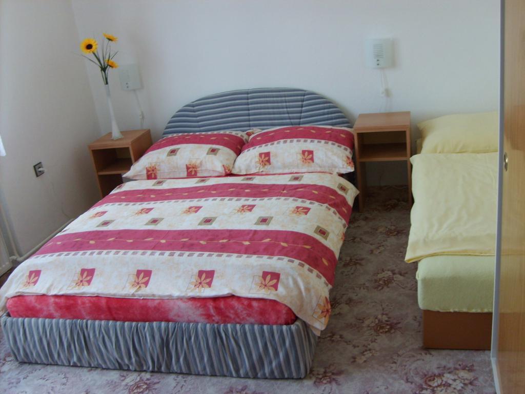Apartman Eva Crhov Luaran gambar